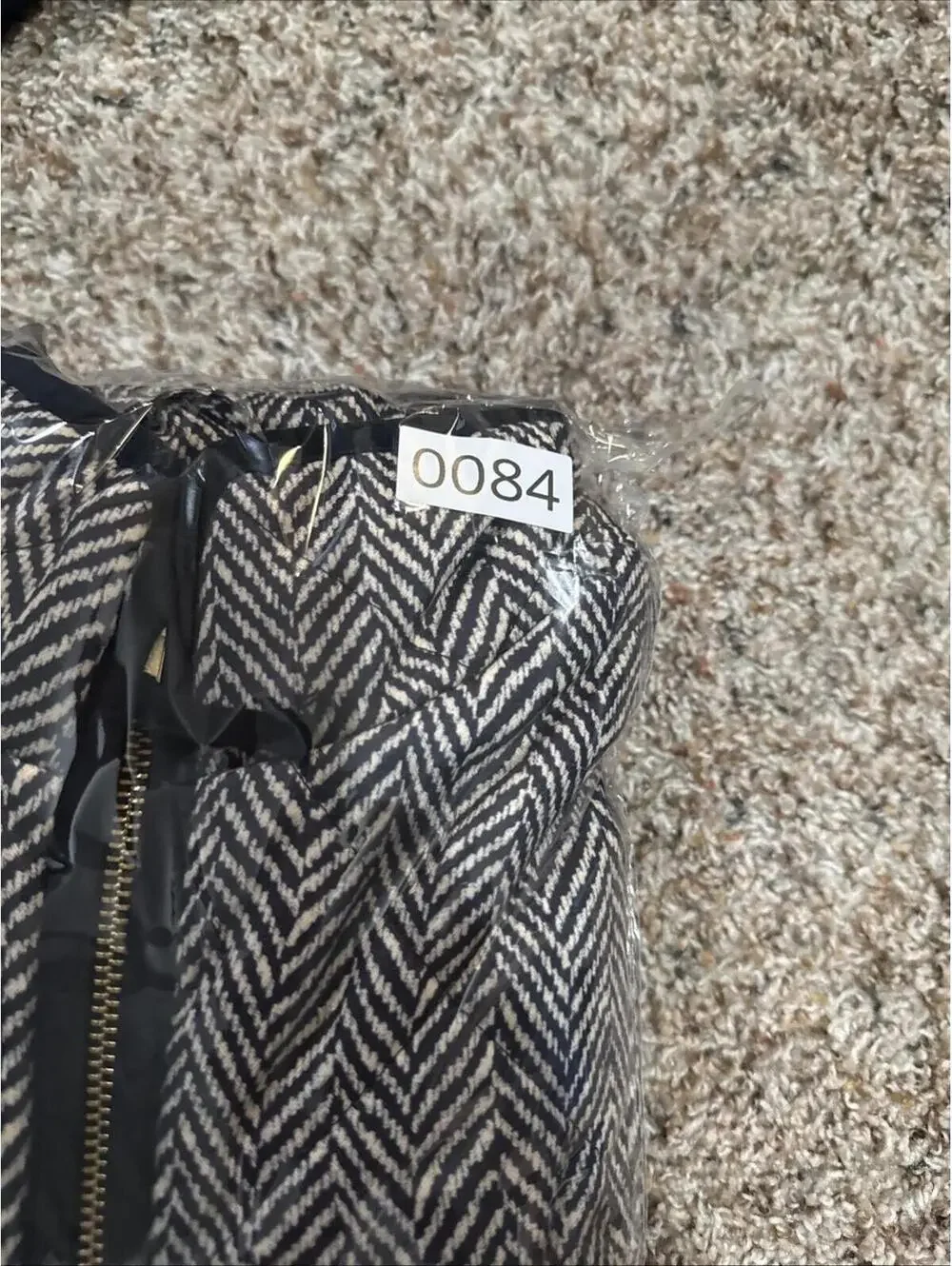 J Crew Vest Women's  Black Chevron Quilted Zip Puffer Goose Down Insulated - Picture 9 of 9